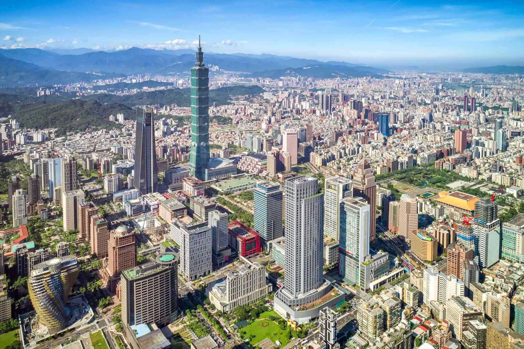 https://www.rizzvacations.com/wp-content/uploads/2018/09/tour-kaohsiung-05.jpg