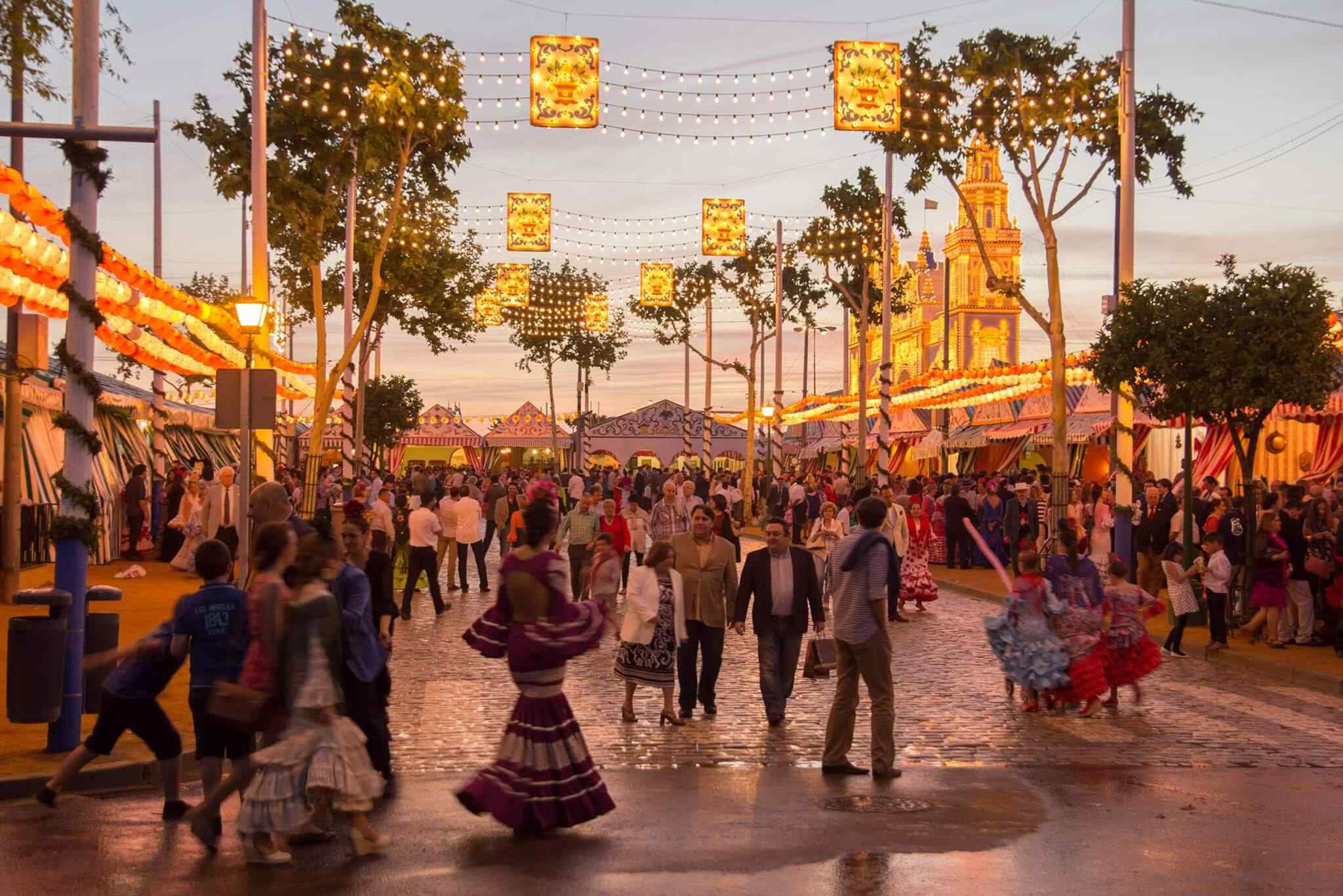 https://www.rizzvacations.com/wp-content/uploads/2018/09/tour-seville-02.jpg