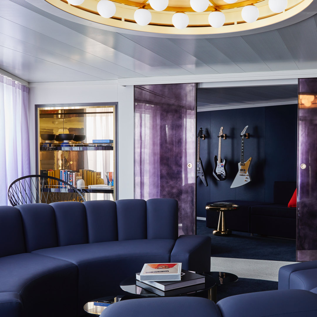 Massive Suite Massive Suite